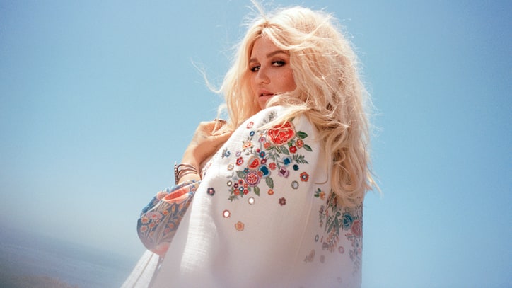 You+can+stop+Praying%2C+Kesha+is+back