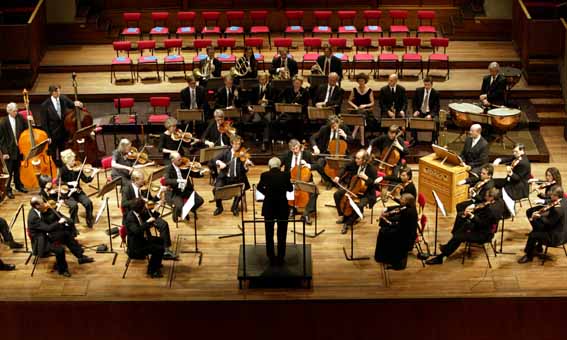 Utrecht. 21-05-2002. Achtiende Eeuwse Orkest olv dirigent Frans Brggen in MC Vredenburg.

Foto: Vincent Boon ©


Orchestra of the Eighteenth Century, May 21 2002, Utrecht, The Netherlands.
Photo by : Vincent Boon  ©
vboon@planet.nl
+31651390766