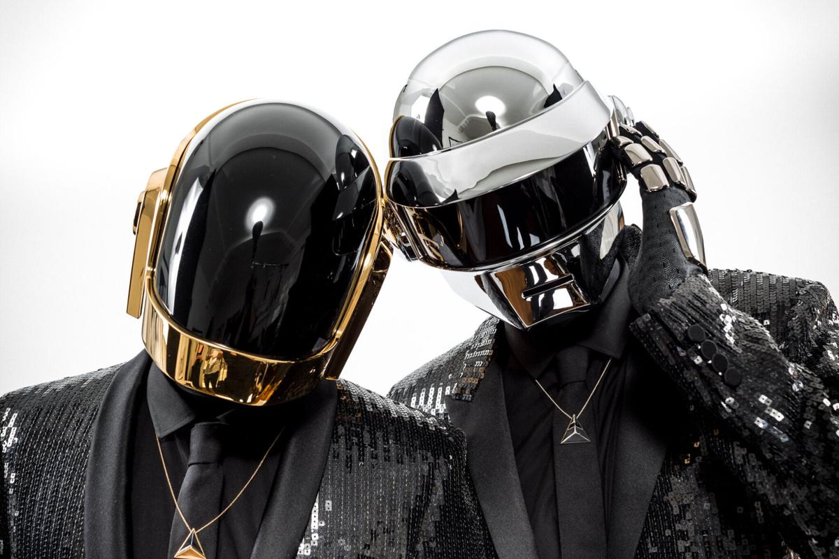 Daft Punk announces retirement in new video